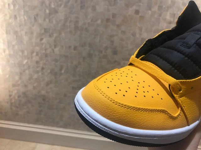 Affordable Nike Air Jordan 1 Black Yellow-01