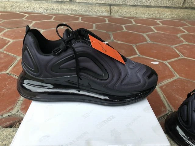Nike Air Max 720-15