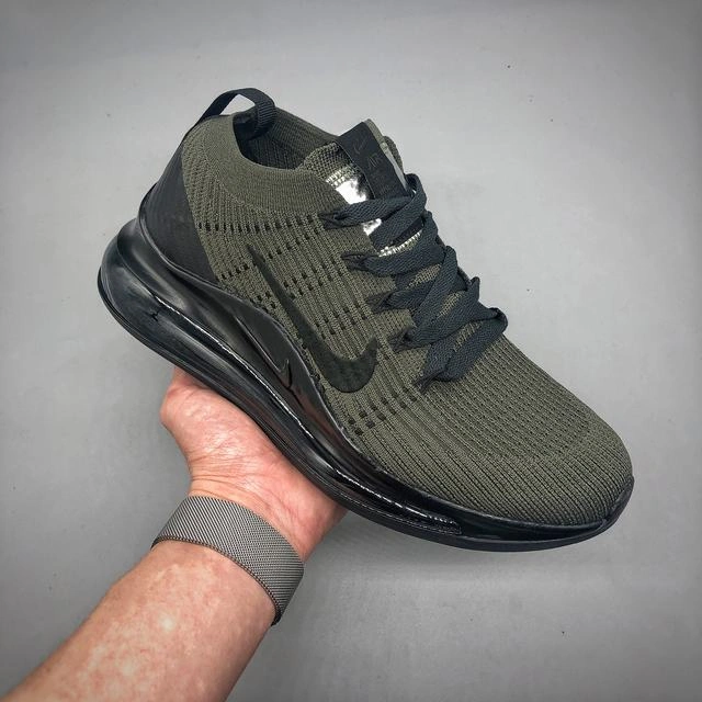 Nike Air Max 720-21