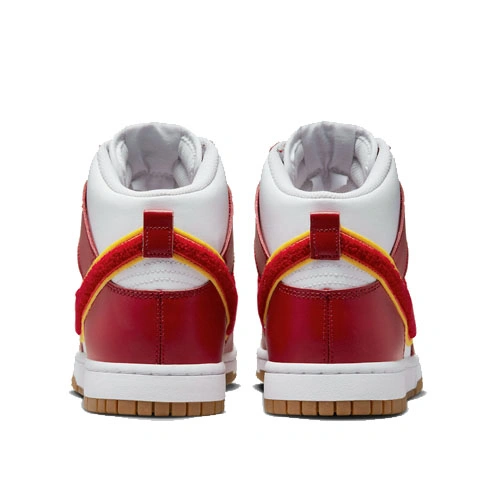 Nike Dunk High Chenille Swoosh