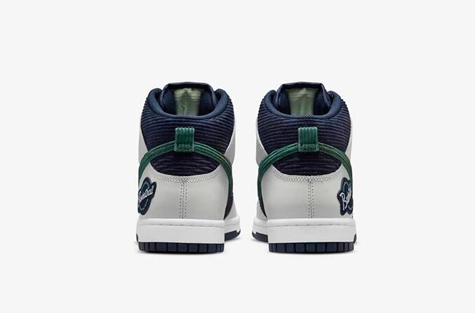Nike Dunk High Sports Specialties