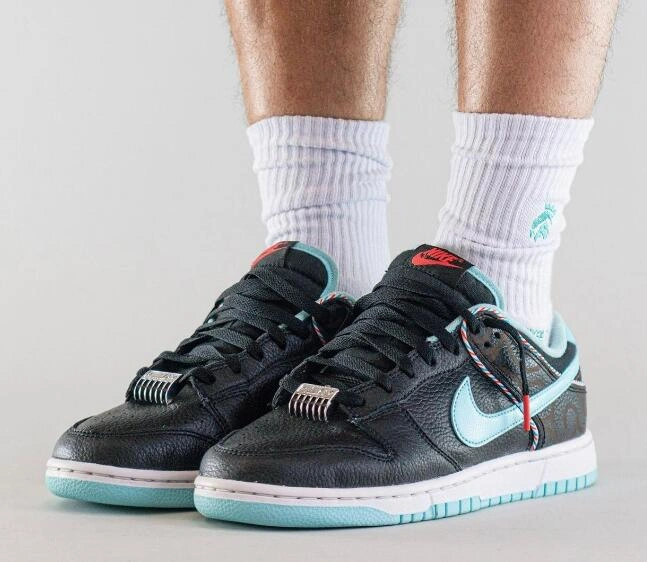 Nike Dunk Low Barber Shop