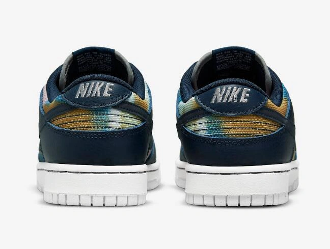 Nike Dunk Low Graffiti