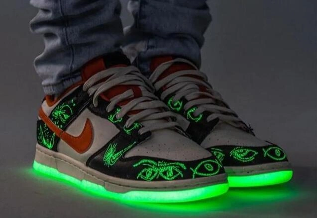 Nike Dunk Low PRM Halloween