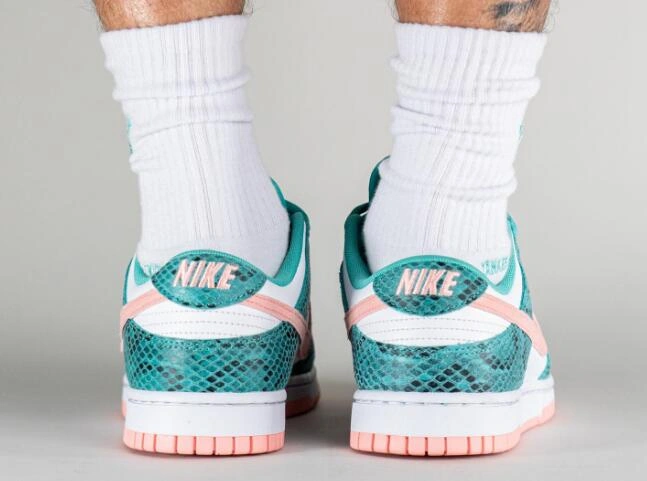 Nike Dunk Low Snake Skin