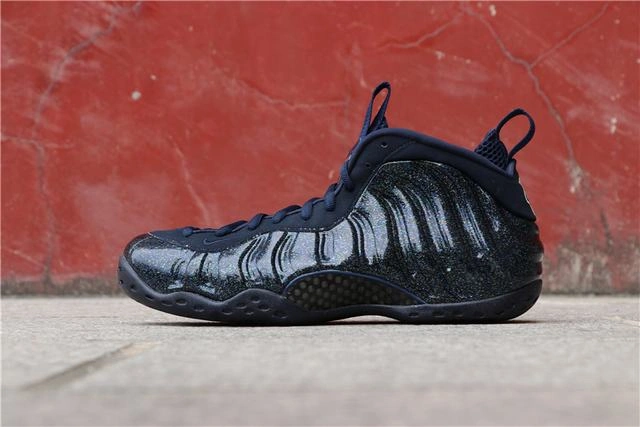 Nike WMNS Air Foamposite One-1