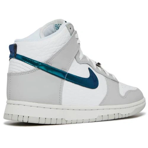 Nike WMNS Dunk High FLS