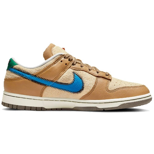 Size x Nike Dunk Low