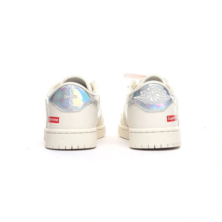 Supreme X Air Jordan 1 Low OG SP