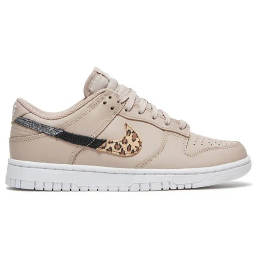 Wmns Dunk Low SE Primal Pink