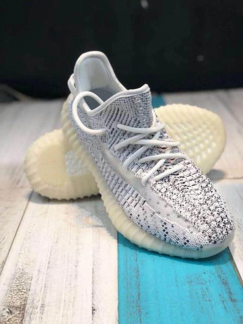 Yeezy 350-38