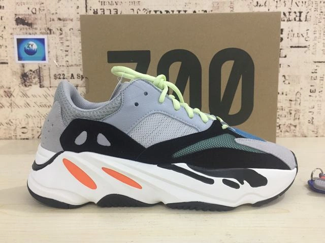 Yeezy 700-5