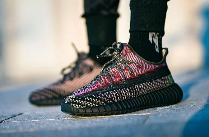 Yeezy Boost 350 V2-52