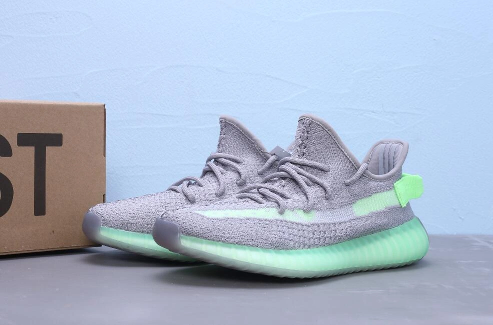 Yeezy Boost 350 V2-60