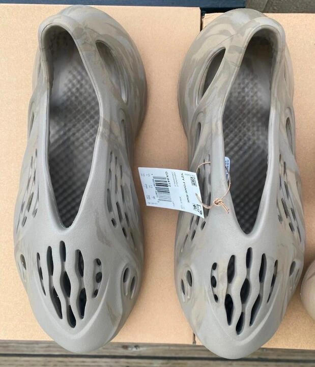 Yeezy Foam Runner Stone Sage
