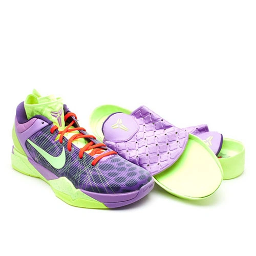 Zoom Kobe 7 Supreme X Christmas