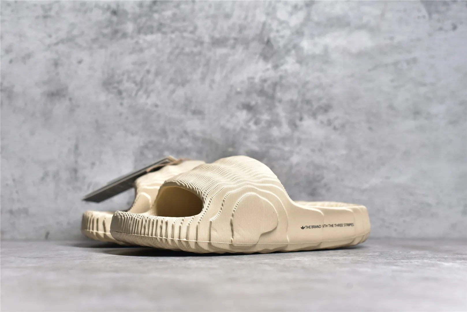 AD Originals Adilette 22 Beige Slides – Adidas Replica Shoes & Rep Sneakers SmoothTexture 470