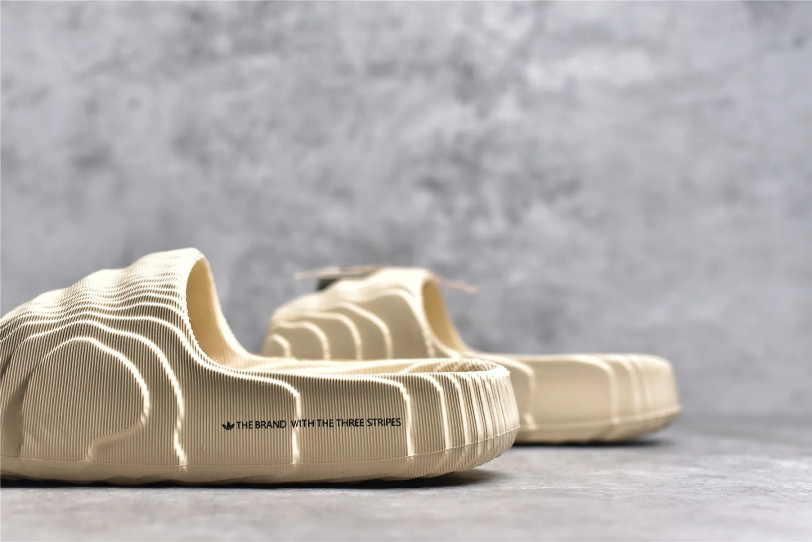 AD Originals Adilette 22 Beige Slides – Adidas Replica Shoes & Rep Sneakers SmoothTexture 470