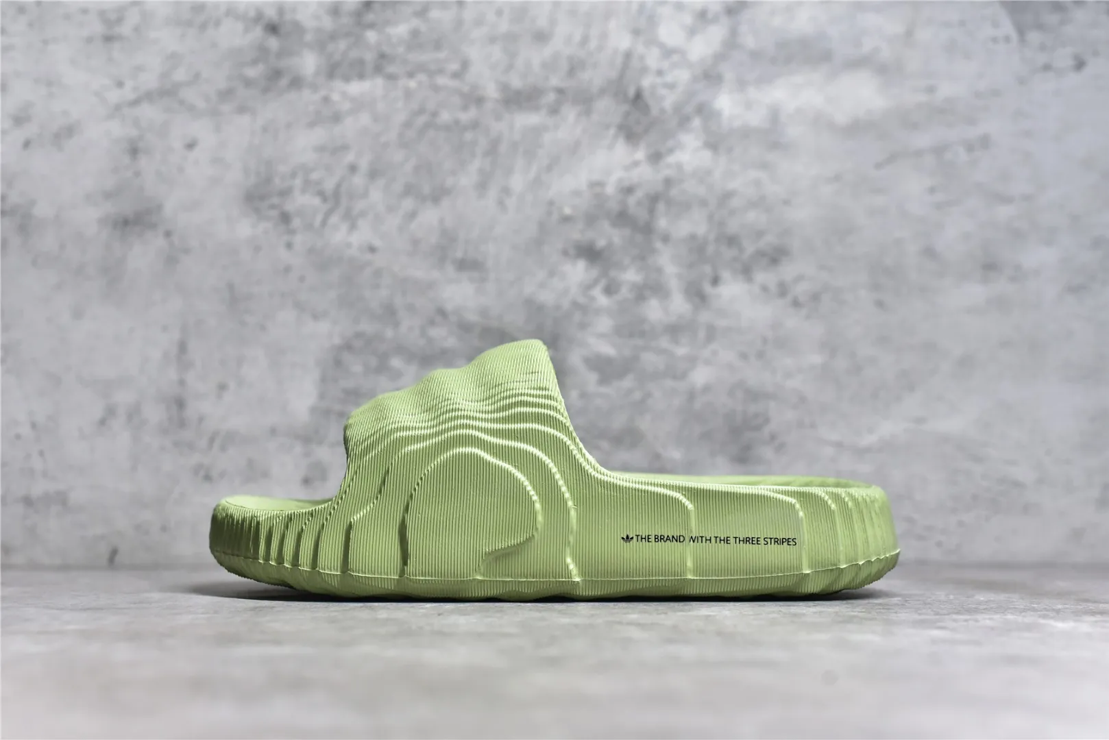 AD Originals Adilette 22 Green Slides – Adidas Replica Sneakers and Rep Shoes Seasonal 471