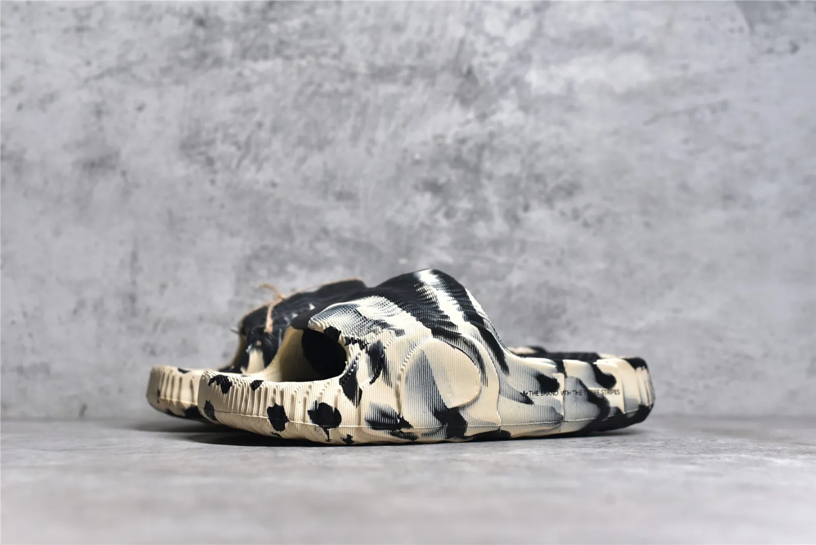 AD Originals Adilette 22 Slide Sandals Black White – Adidas Replica Sneakers and Rep Shoes MoistureWicking 472