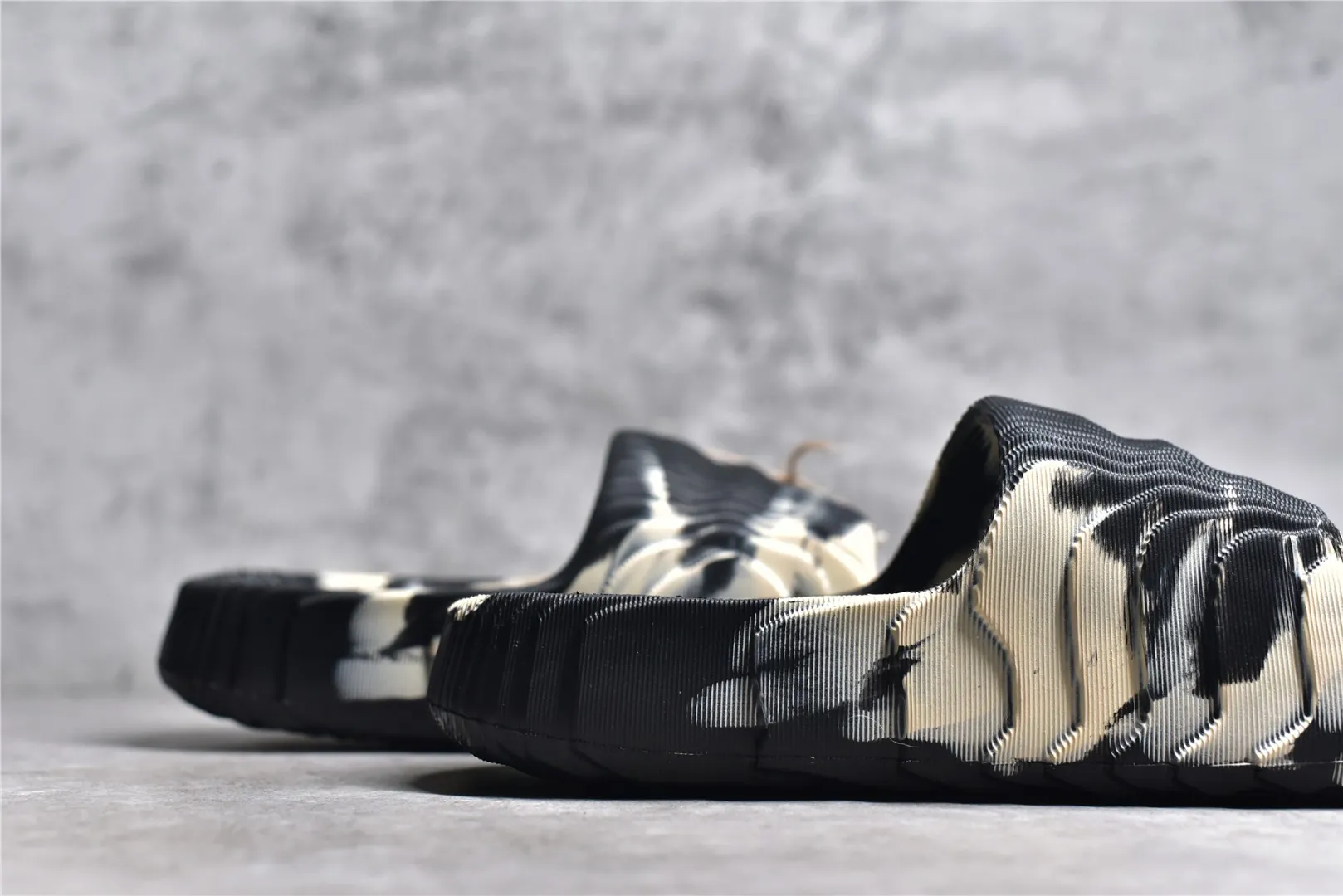 AD Originals Adilette 22 Slide Sandals Black White – Adidas Replica Sneakers and Rep Shoes MoistureWicking 472