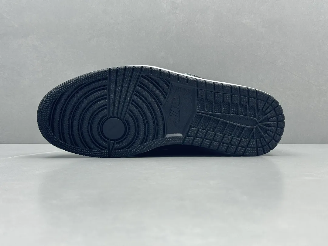 Versatile AJ1 270 High-Top Sneakers – Black Green Orange – Top Quality Rep Shoes & Best Replica Sneakers 1284