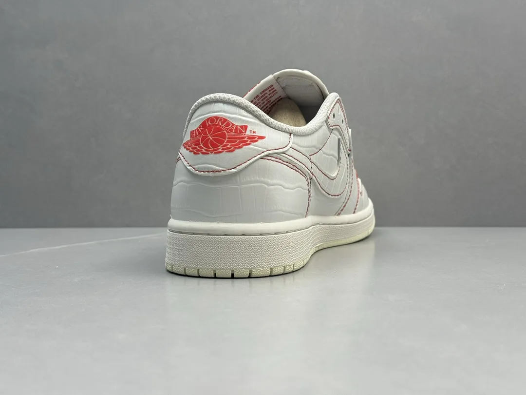 AJ1 Low x Bugs Bunny White Red Collaboration Sneakers – Top Rep Shoes & Best Replica Sneakers – Sizes 36- Thermal 1245
