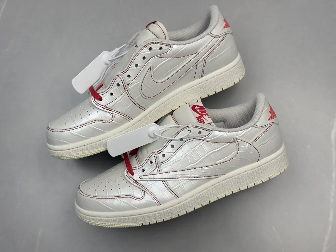 AJ1 Low x Bugs Bunny White Red Collaboration Sneakers – Top Rep Shoes & Best Replica Sneakers – Sizes 36- Thermal 1245