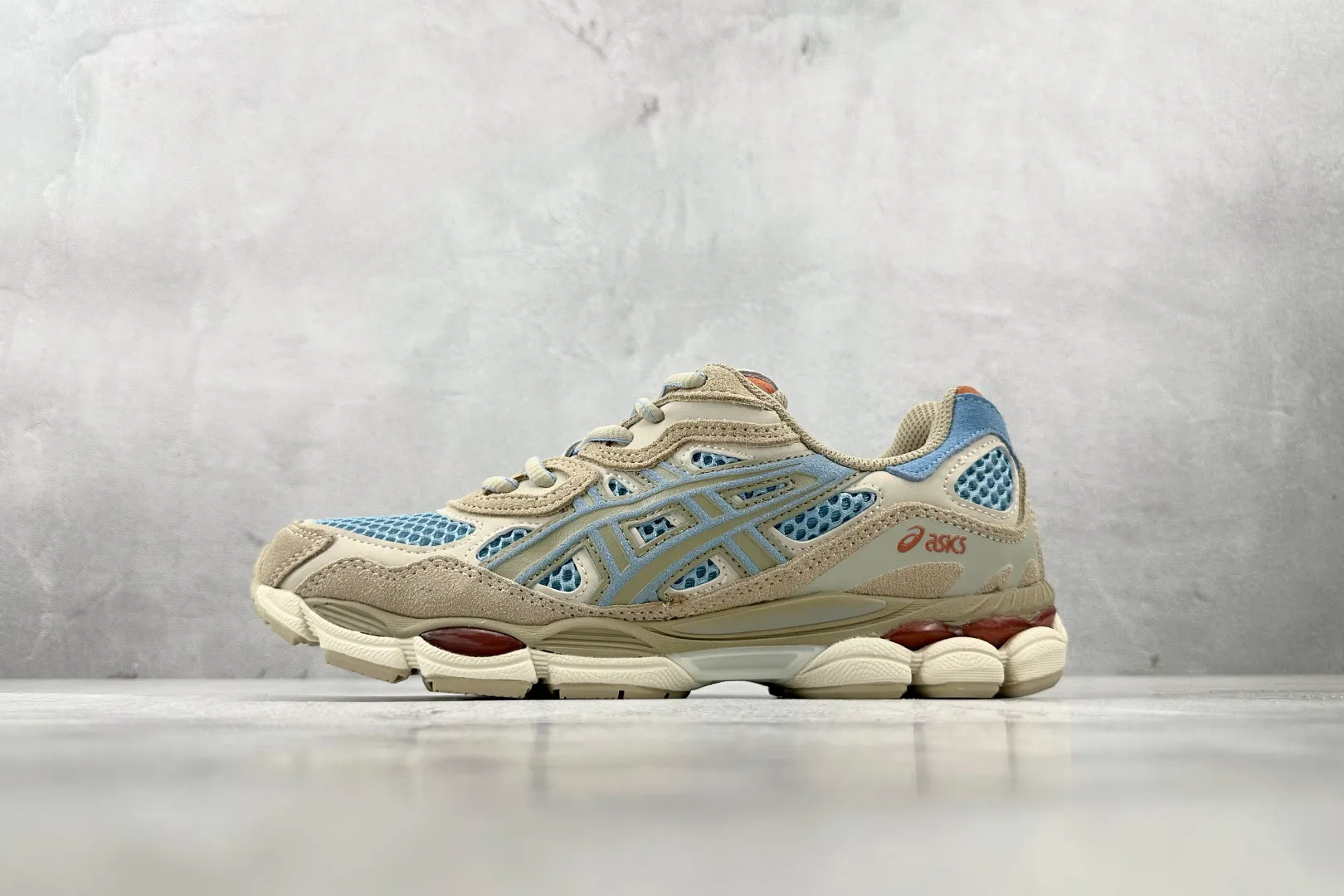 ZeroBulk ASICS GEL-NYC Beige Blue Replica Sneakers – High Quality ASICS Running Replicas 683
