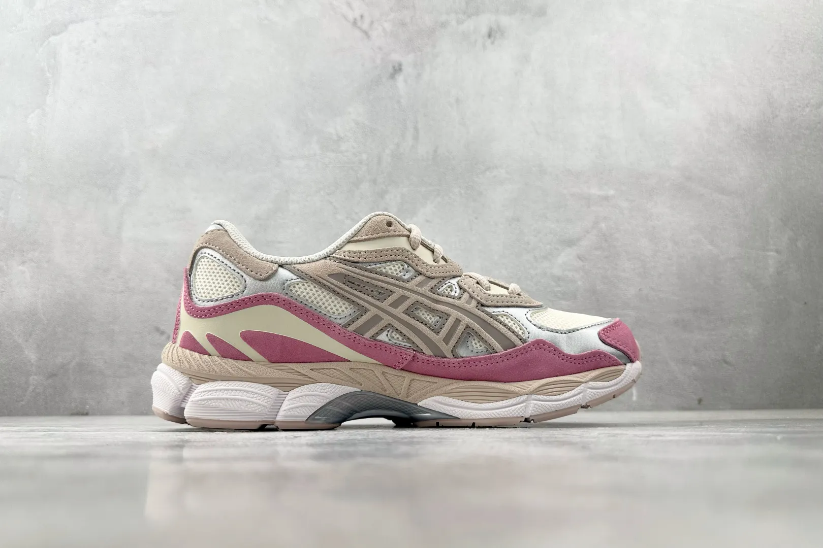 HighPerformance ASICS GEL-NYC Beige Pink Replica Sneakers – High Quality Rep Shoes 674