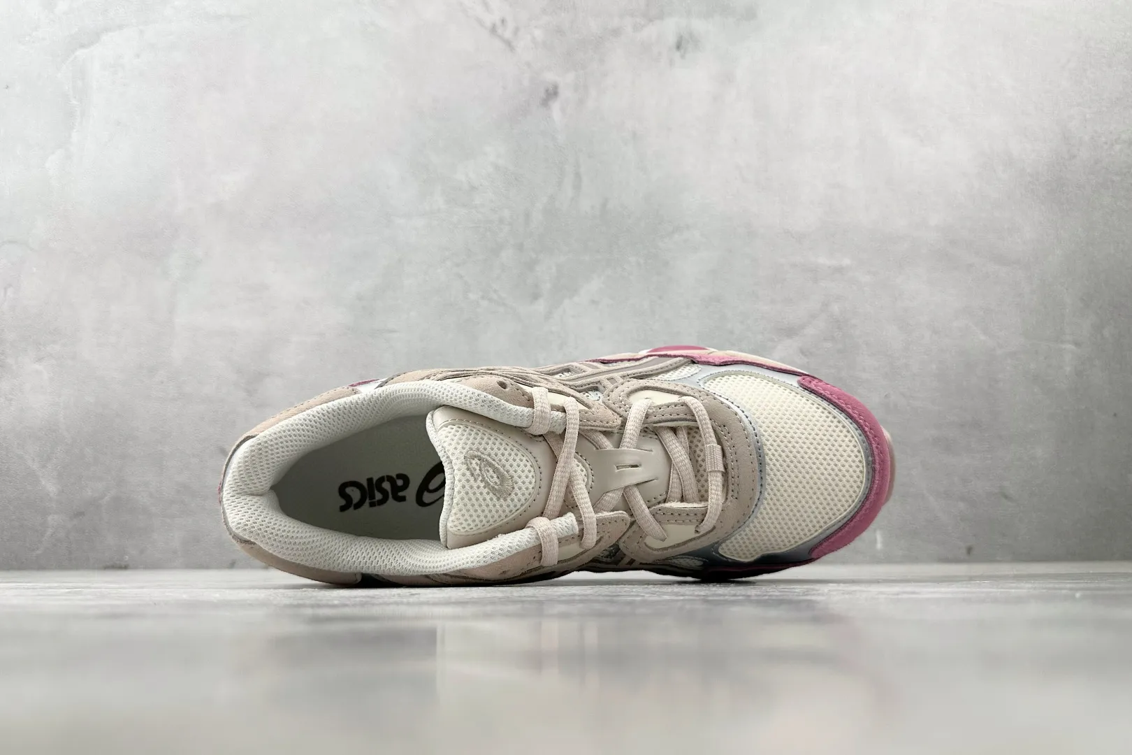HighPerformance ASICS GEL-NYC Beige Pink Replica Sneakers – High Quality Rep Shoes 674