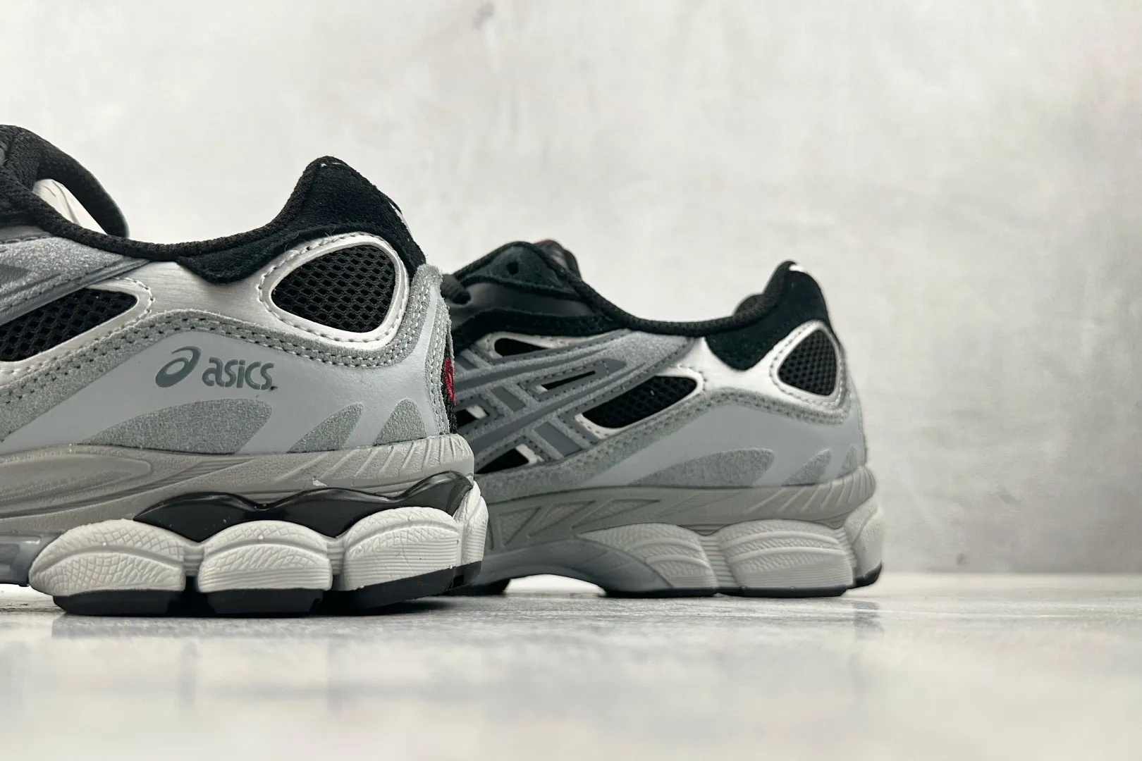 HighPerformance ASICS GEL-NYC Black Grey Replica Sneakers with High Quality Design and 1:1 Precision 679