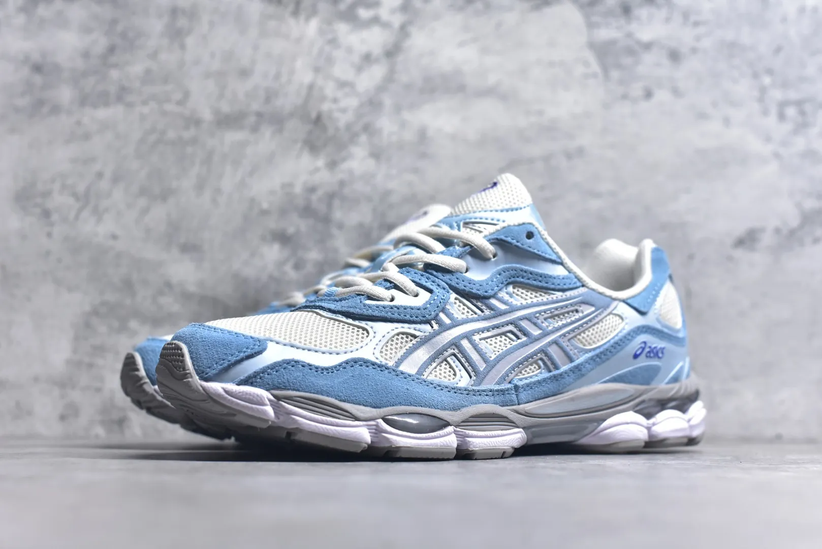 Resilient ASICS GEL-NYC Blue Low Top Replica Sneakers with High Quality 661