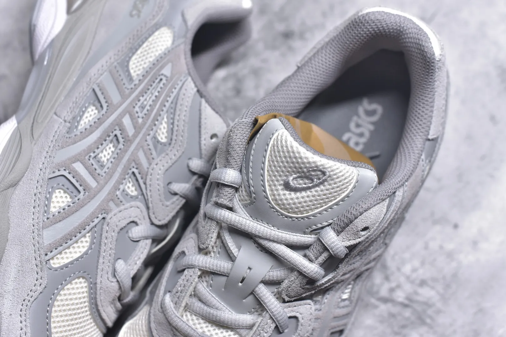 ASICS GEL-NYC Cloud Grey Replica Sneakers – High Quality Rep Shoes & 1:1 ASICS Sneakers Youthful 667