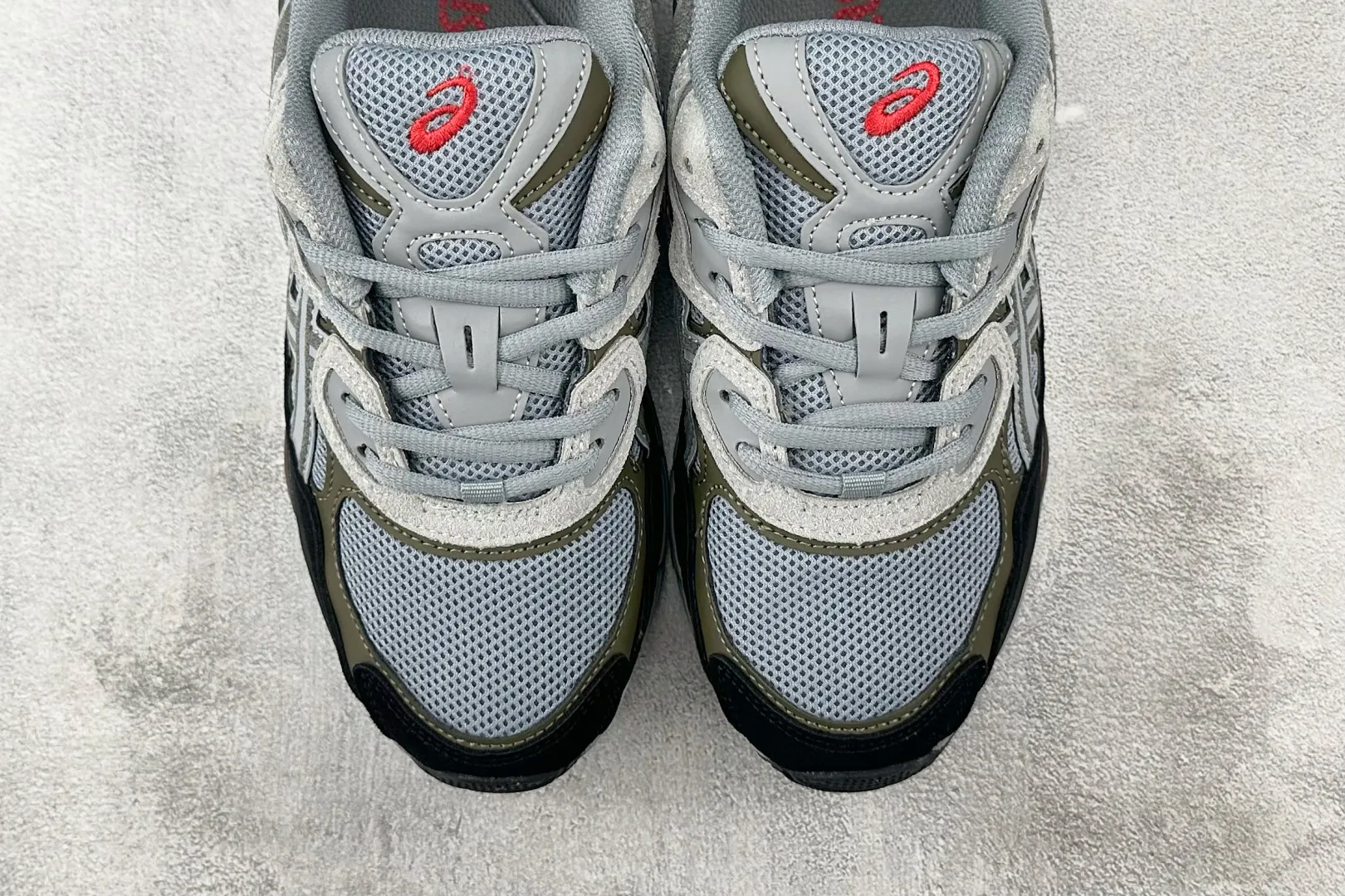 ASICS GEL-NYC Grey Black Replica Sneakers – High Quality ASICS Running Replicas Supportive 684
