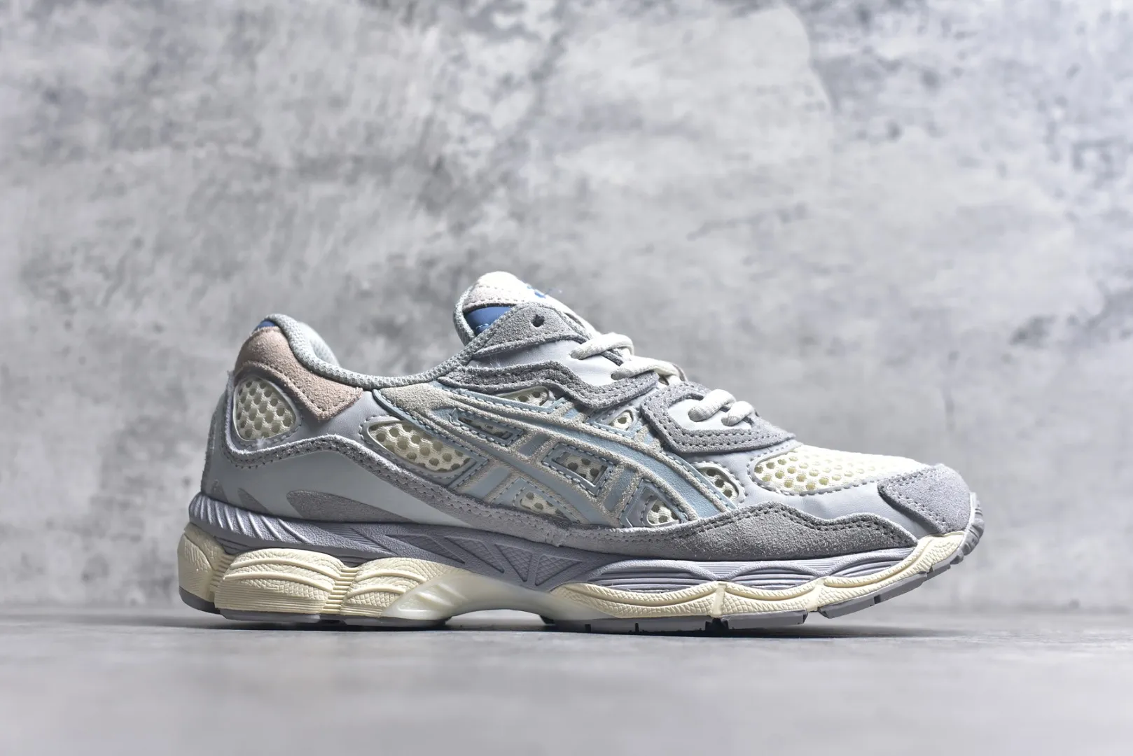 ASICS GEL-NYC Grey Low Top Replica Sneakers with High Quality Rep Shoes TimelessDesign 657