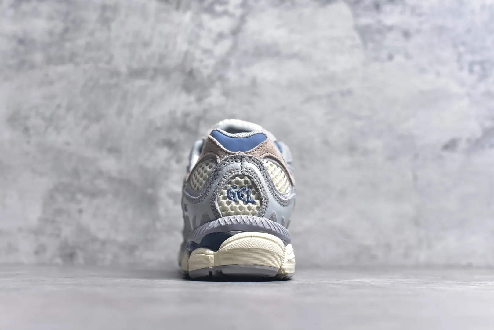ASICS GEL-NYC Grey Low Top Replica Sneakers with High Quality Rep Shoes TimelessDesign 657