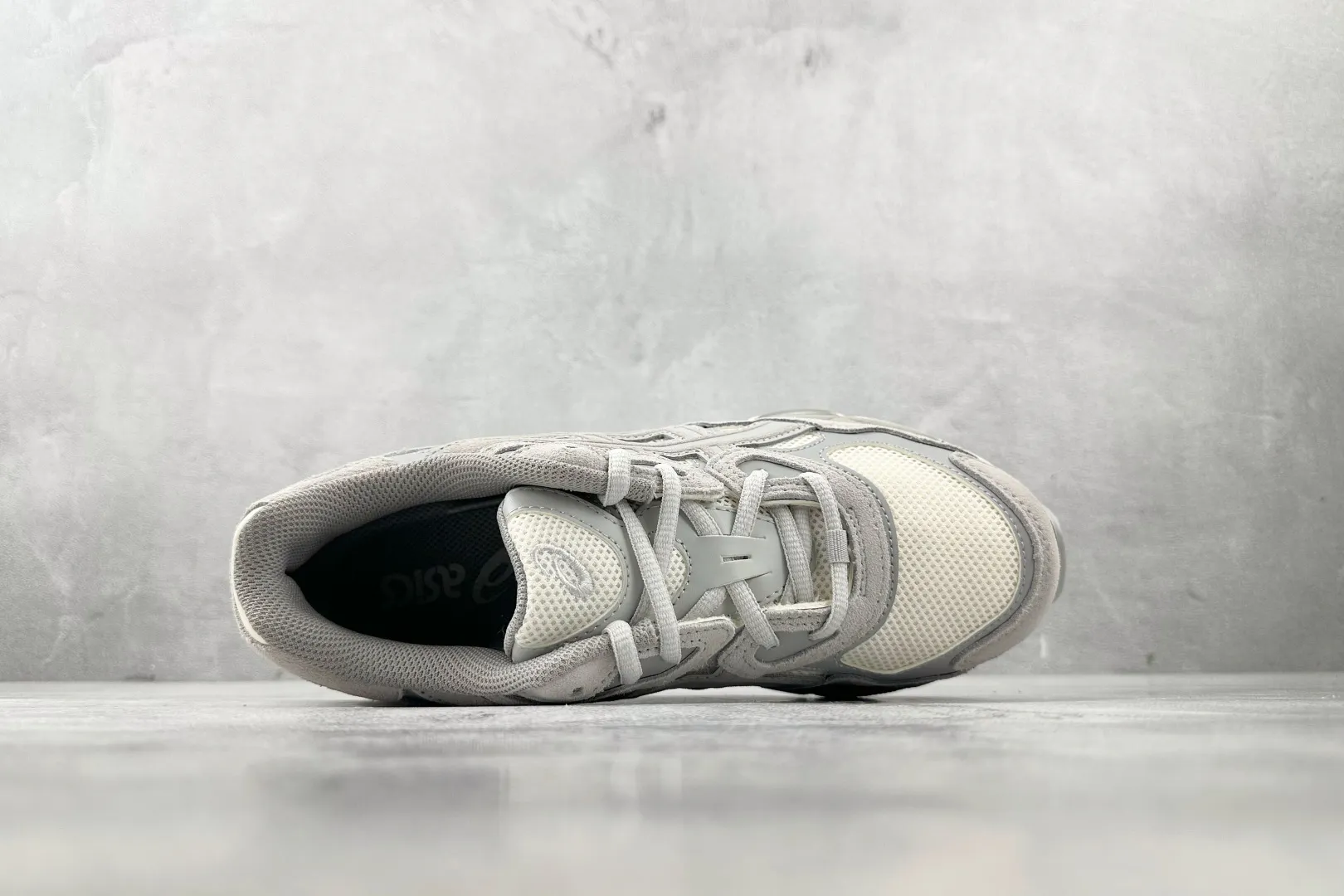 Classic ASICS GEL-NYC Grey White 1:1 Replica ASICS Sneakers with  Quality Rep Shoes 677