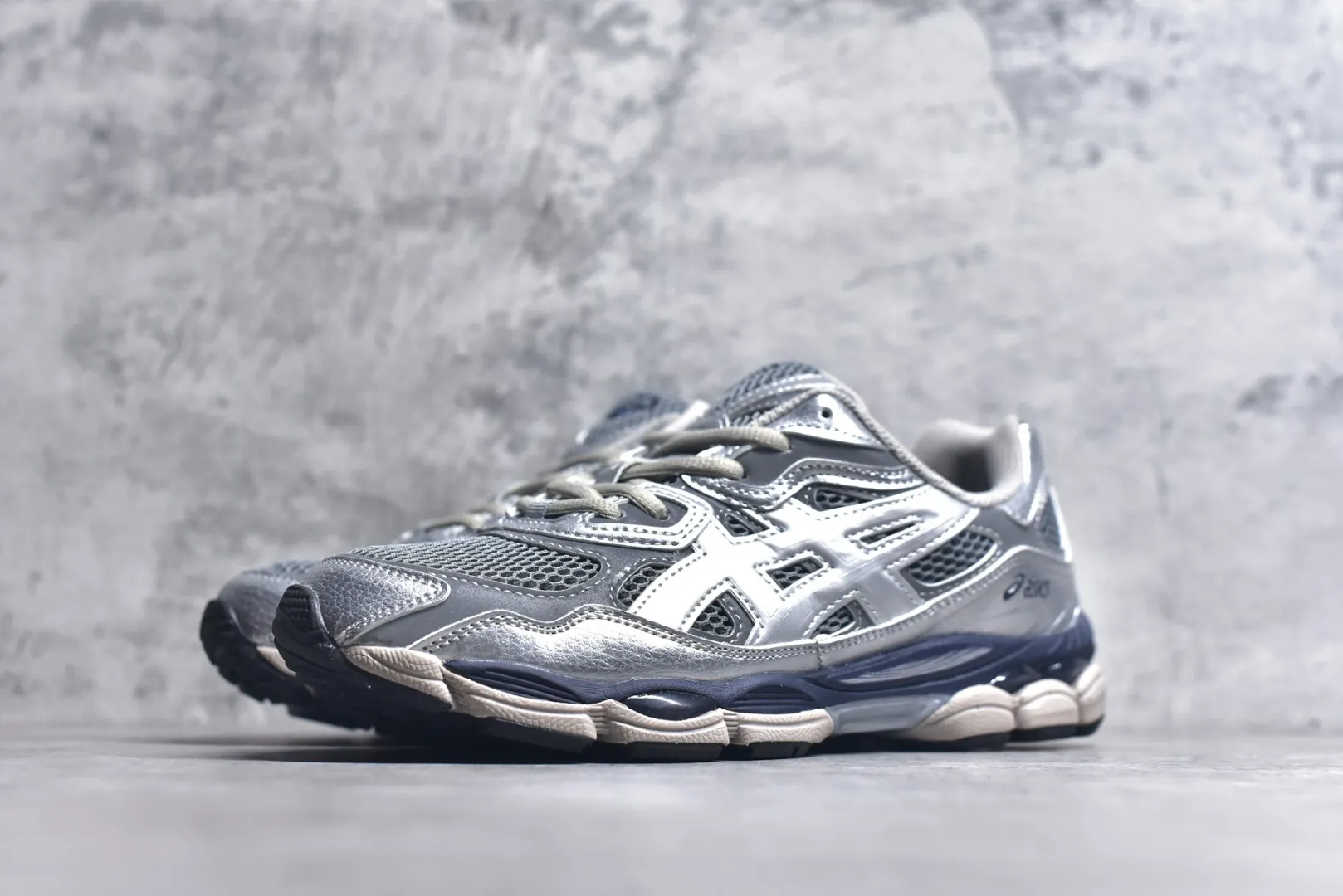 EasyMatch ASICS GEL-NYC Silver Low Top Replica Sneakers with High Quality Rep Shoes 650