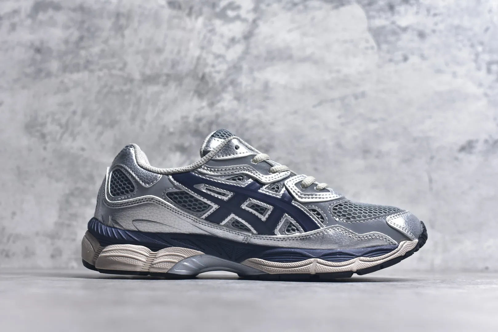 EasyMatch ASICS GEL-NYC Silver Low Top Replica Sneakers with High Quality Rep Shoes 650