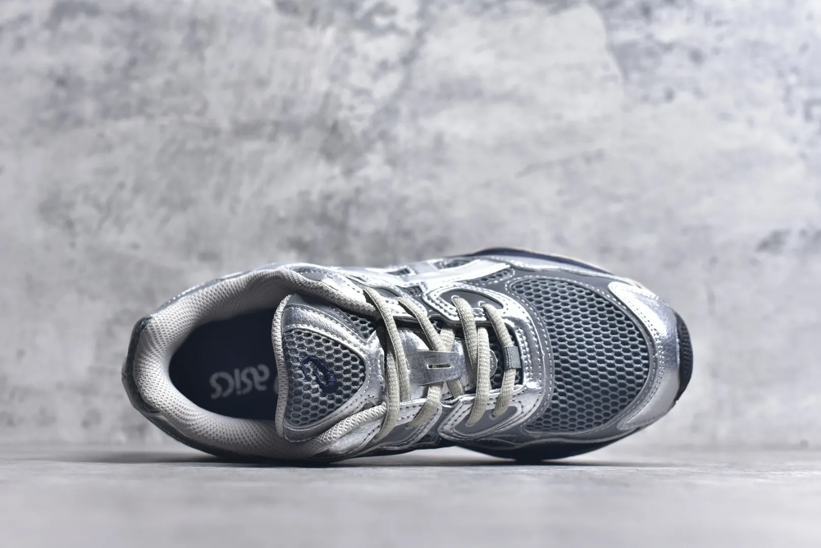 EasyMatch ASICS GEL-NYC Silver Low Top Replica Sneakers with High Quality Rep Shoes 650