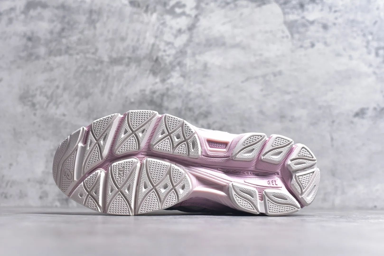 ZeroBulk ASICS GEL-NYC Silver Pink Low Top Replica Sneakers with 1:1 Quality Rep Shoes 644