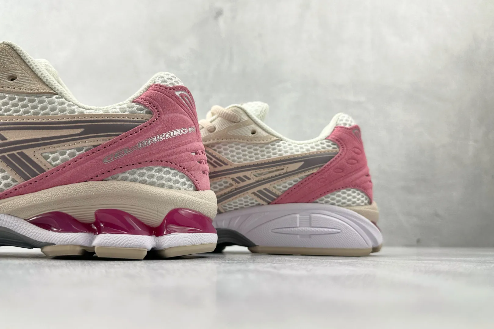 ASICS Gel-Kayano 14 Beige Pink Replica Sneakers – High Quality ASICS Running Replicas TimelessDesign 606