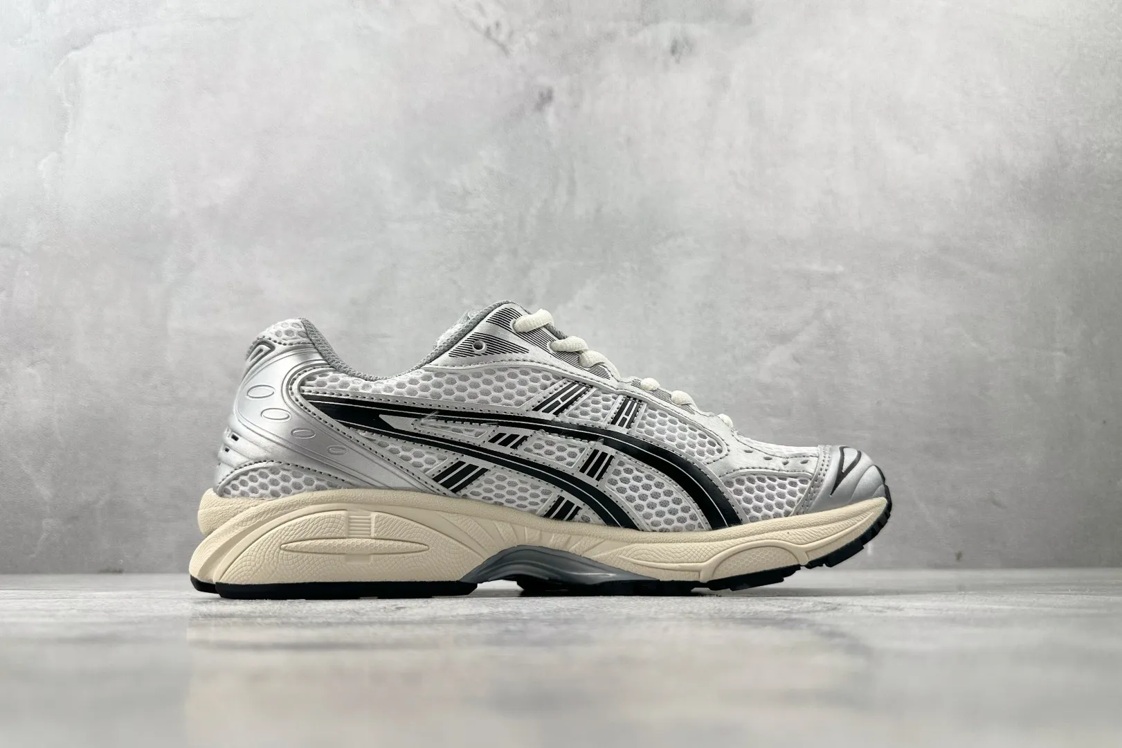ASICS Gel-Kayano 14 JJJJound Silver Black – High Quality ASICS Running Replicas & 1:1 Sneakers ZeroBulk 629