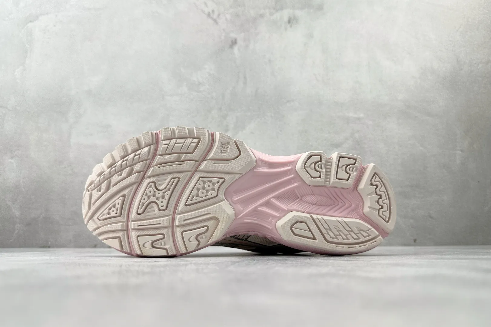 ASICS Gel-Kayano 14 Pink Running Shoes – High Quality Replica ASICS & 1:1 ASICS Sneakers Durable 604