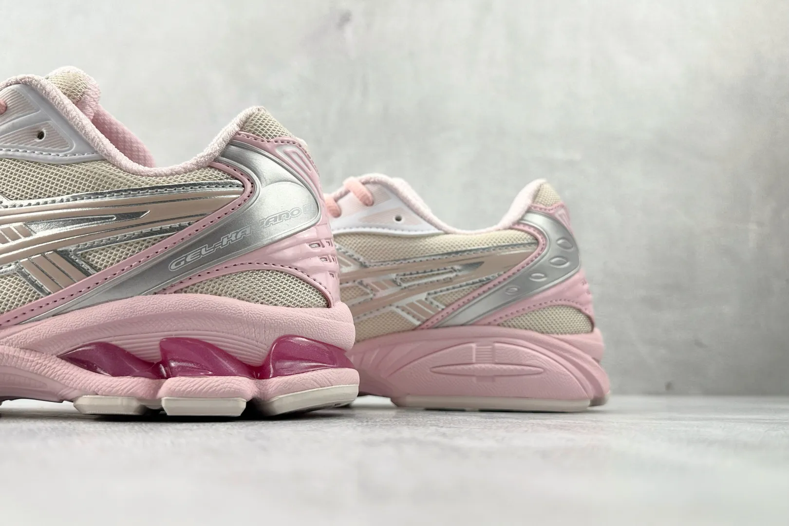 ASICS Gel-Kayano 14 Pink Running Shoes – High Quality Replica ASICS & 1:1 ASICS Sneakers Durable 604