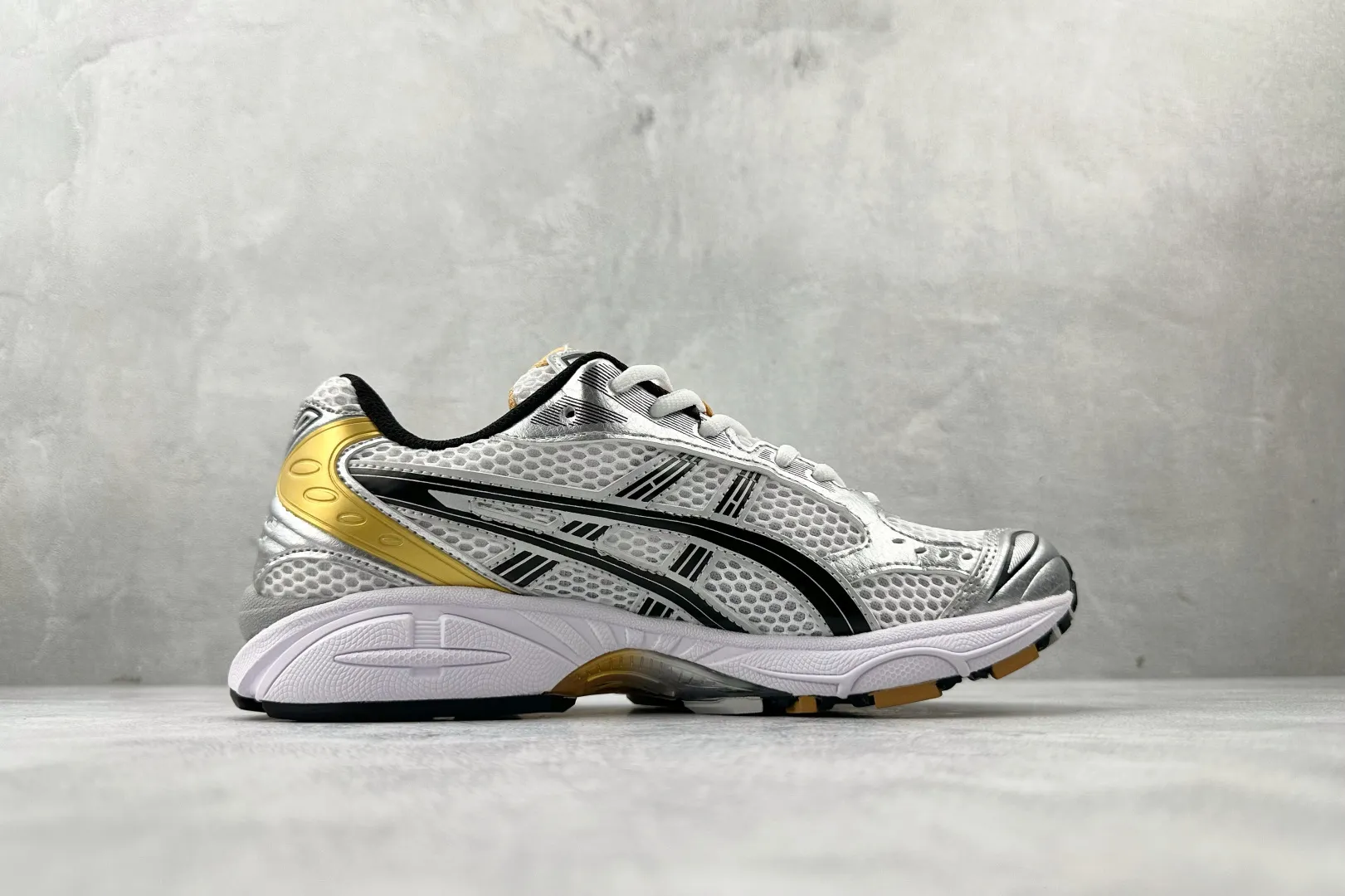 Sustainable ASICS Gel-Kayano 14 Silver Black Gold Replica Sneakers with High Quality Running Performance 617