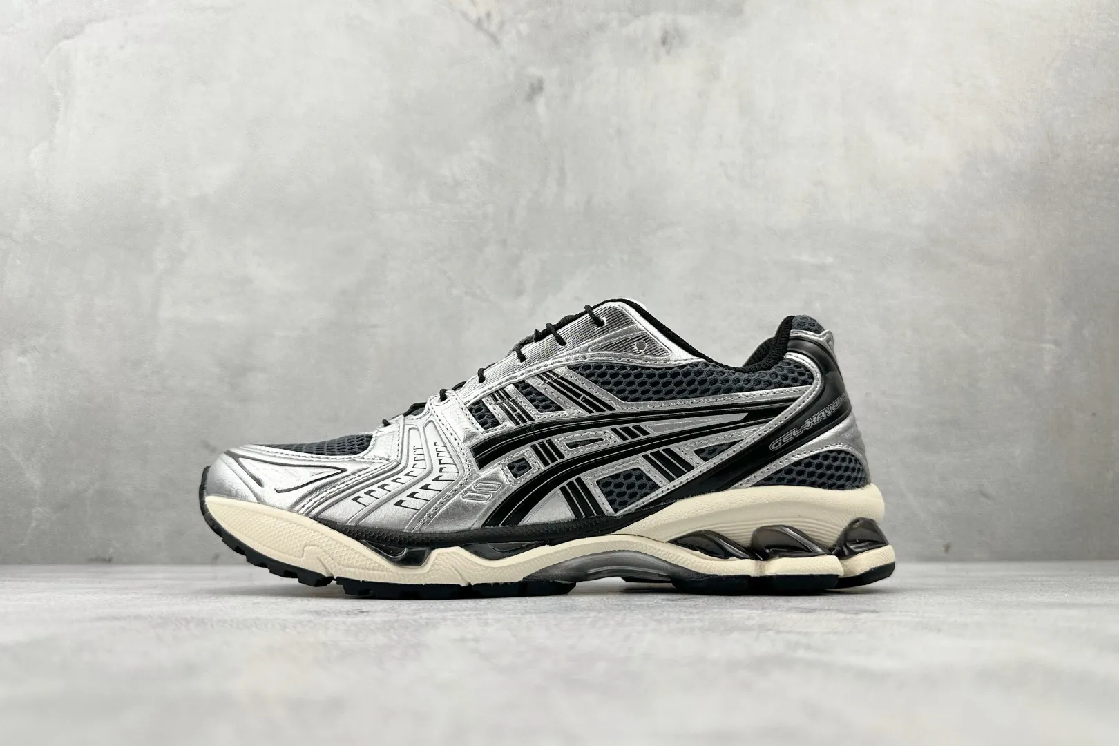 ASICS Gel-Kayano 14 Silver Black Replica Sneakers – High Quality ASICS Running Replicas Lightweight 626
