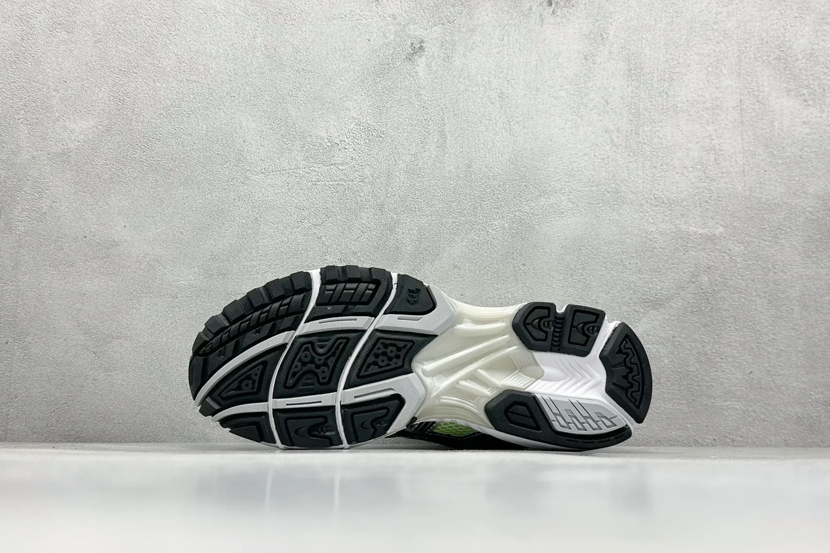 ASICS Gel-Kayano 14 Silver Green Replica Sneakers – High Quality ASICS Running Replicas SportInspired 639