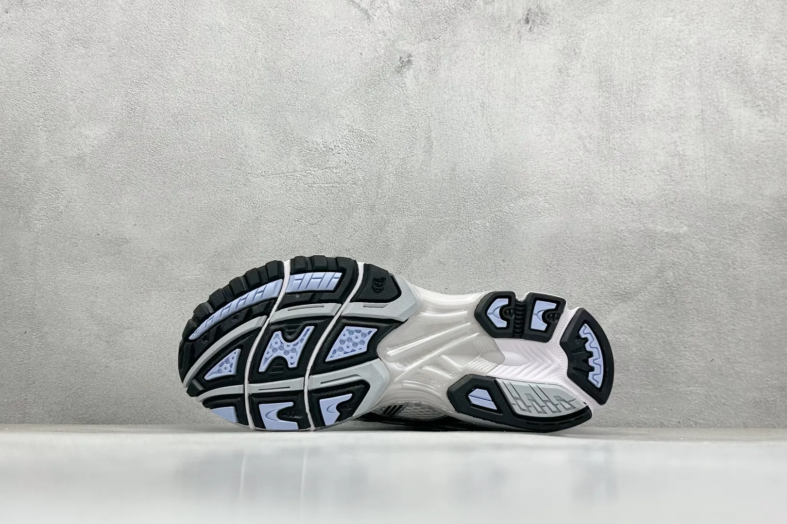 ASICS Gel-Kayano 14 Silver Running Shoes – High Quality Replica ASICS & 1:1 ASICS Sneakers Lightweight 630